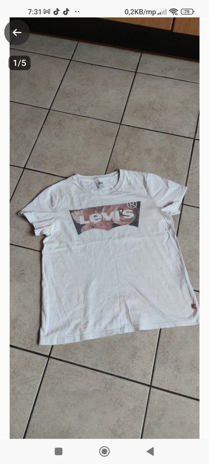 Levi's T-shirt dames maat M - Zo goed als nieuw, Kleding | Dames, Maat 38/40 (M), Wit, Ophalen of Verzenden, Zo goed als nieuw