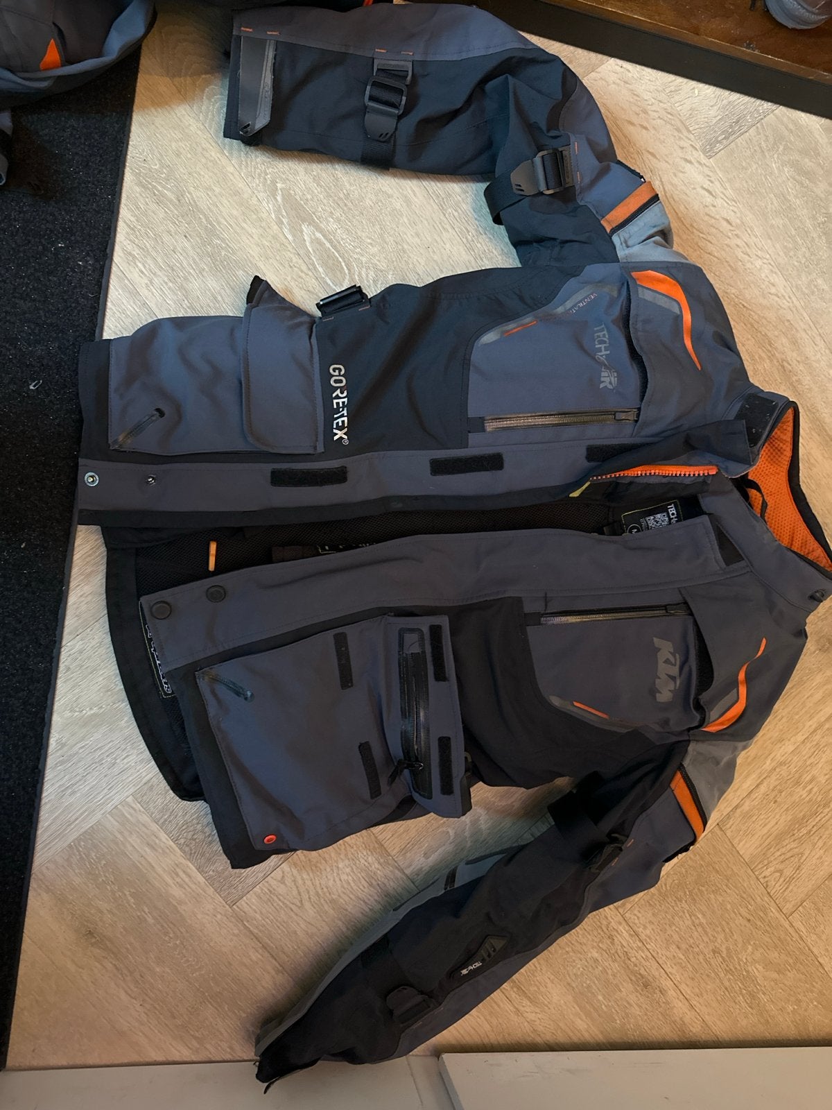 KTM Gore-Tex Motorpak, M (Jas en Broek) + tech air airbag, Motoren, Kleding | Motorkleding, Ophalen, Tweedehands, Heren, Jas | textiel