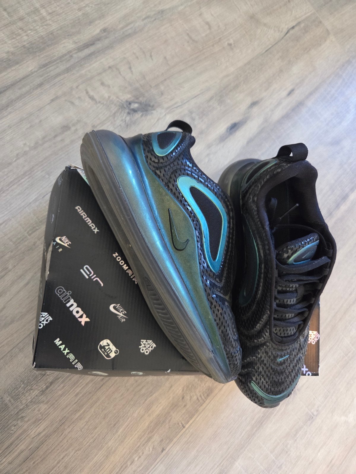 Nike Air Max 720 Zwart/Metallic Zilver - Maat 38.5, Zwart, Nike, Ophalen of Verzenden, Sneakers of Gympen
