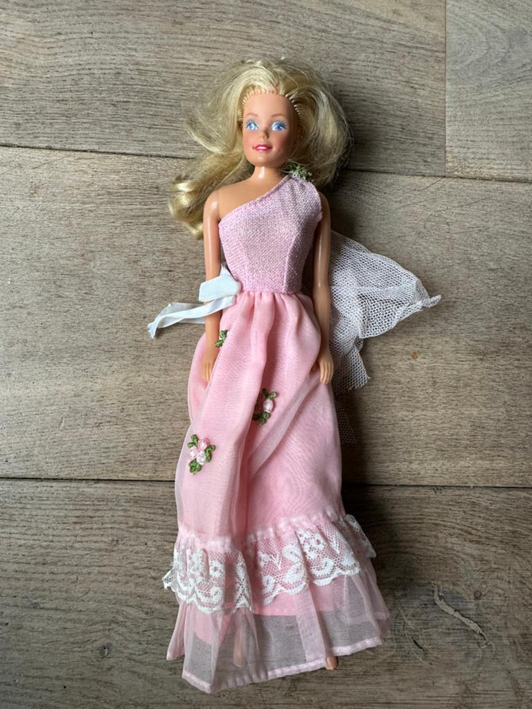 Vintage Barbie Mattel 1966, Ophalen of Verzenden, Zo goed als nieuw, Barbie