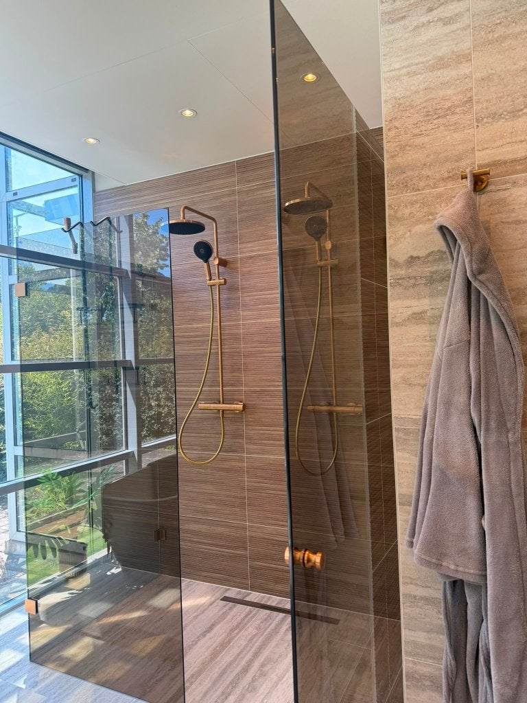 Van Rijn douchedeur en zijwand rookglas brons NIEUW, Doe-het-zelf en Verbouw, Sanitair, Ophalen, Nieuw, Koper, Douche