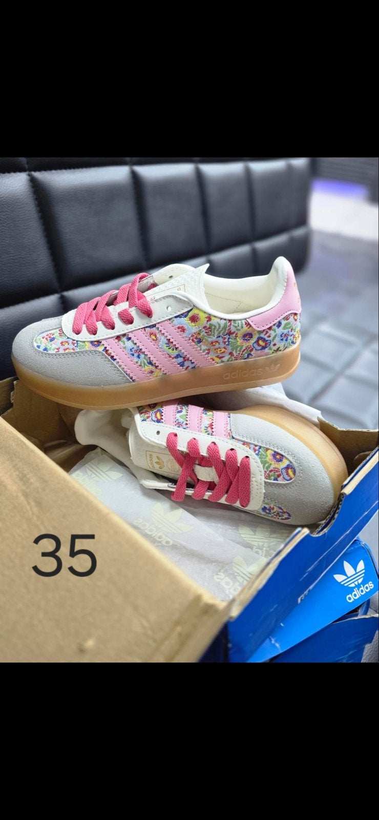 Nieuwe Adidas Samba sneakers - Maat 35, Ophalen of Verzenden, Nieuw, Roze, Sneakers of Gympen