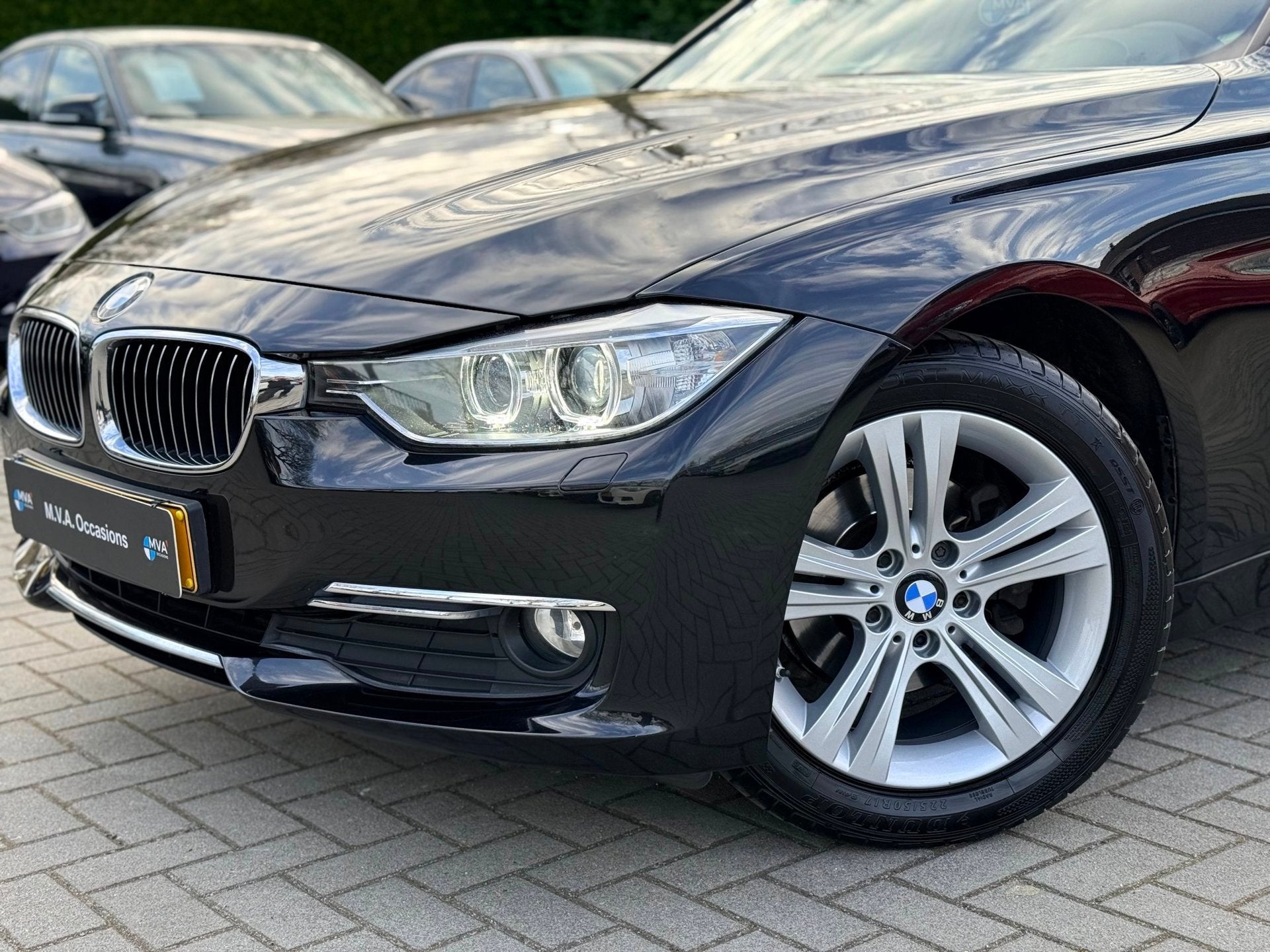 BMW 3-serie Touring 316i High Executive Luxury Line|Nieuwe K, Auto's, BMW, Automaat, Gebruikt, 4 cilinders, 1445 kg