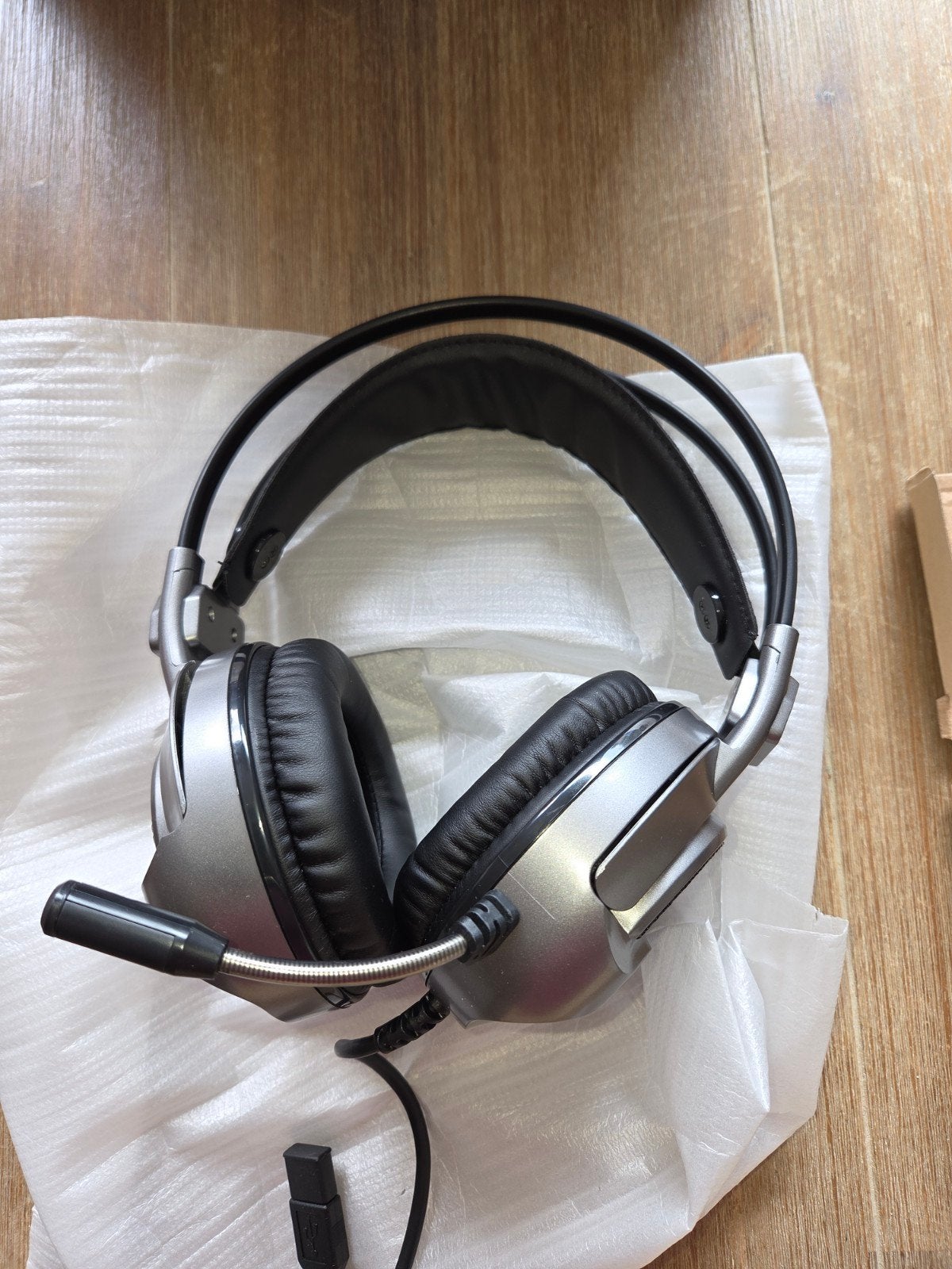 Tecknet Gaming Headset EGH01928 - Zo goed als nieuw, Audio, Tv en Foto, Koptelefoons, Overige merken, Gaming, Zilver, Nieuw