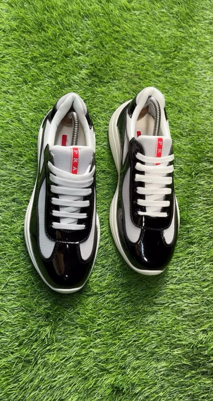 Prada cups zwart wit, Zwart, Nieuw, Ophalen of Verzenden, Sneakers of Gympen