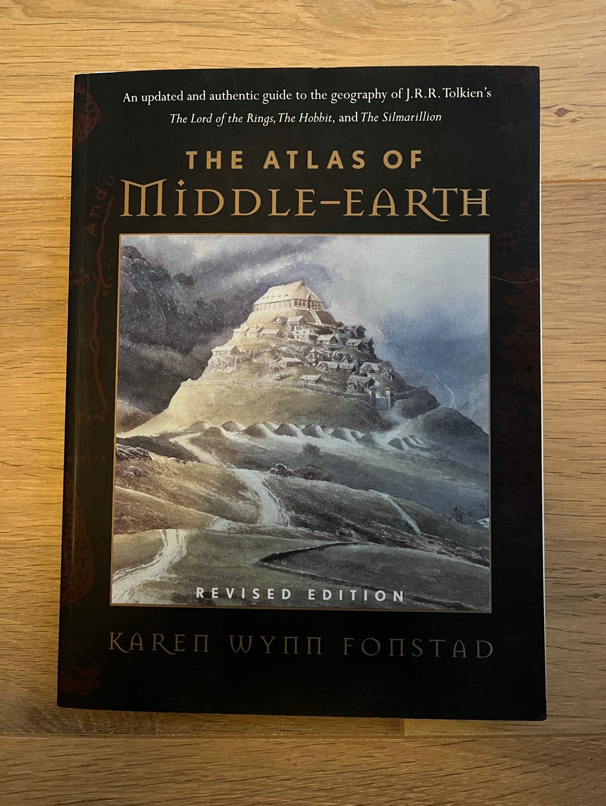 The Atlas of Middle-Earth - Karen Wynn Fonstad, Ophalen of Verzenden, Zo goed als nieuw, Boek of Poster