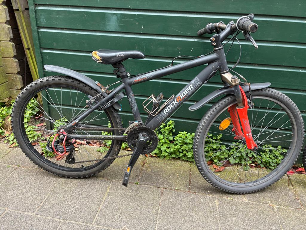 Rockrider mountainbike met nieuw achterwiel en derailleur, Fietsen en Brommers, Fietsen | Heren | Herenfietsen, Ophalen, Gebruikt