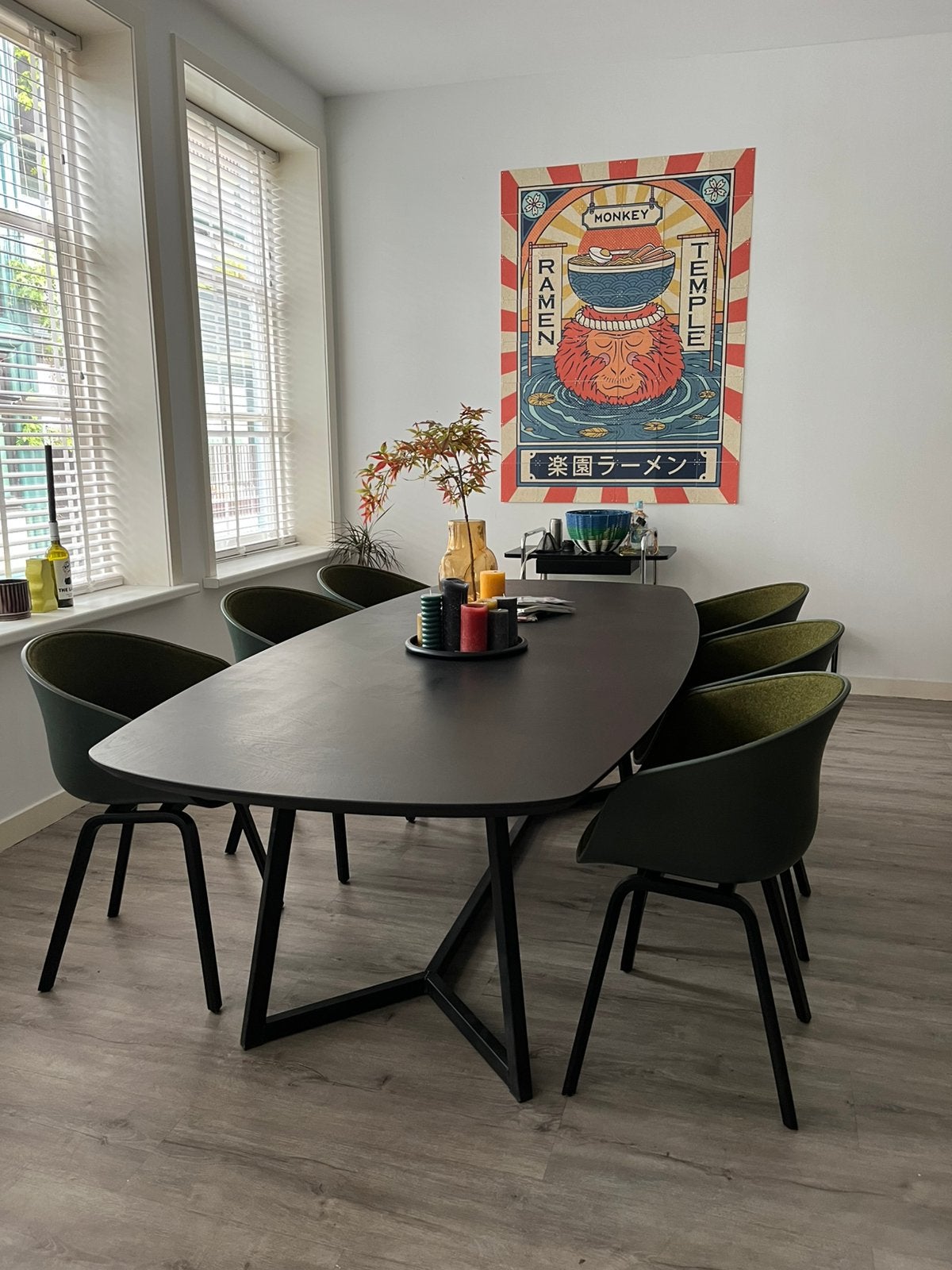 Eetkamer set HAY stoeltjes en mangohouten tafel, Ophalen, Nieuw, 4 tot 6 stoelen