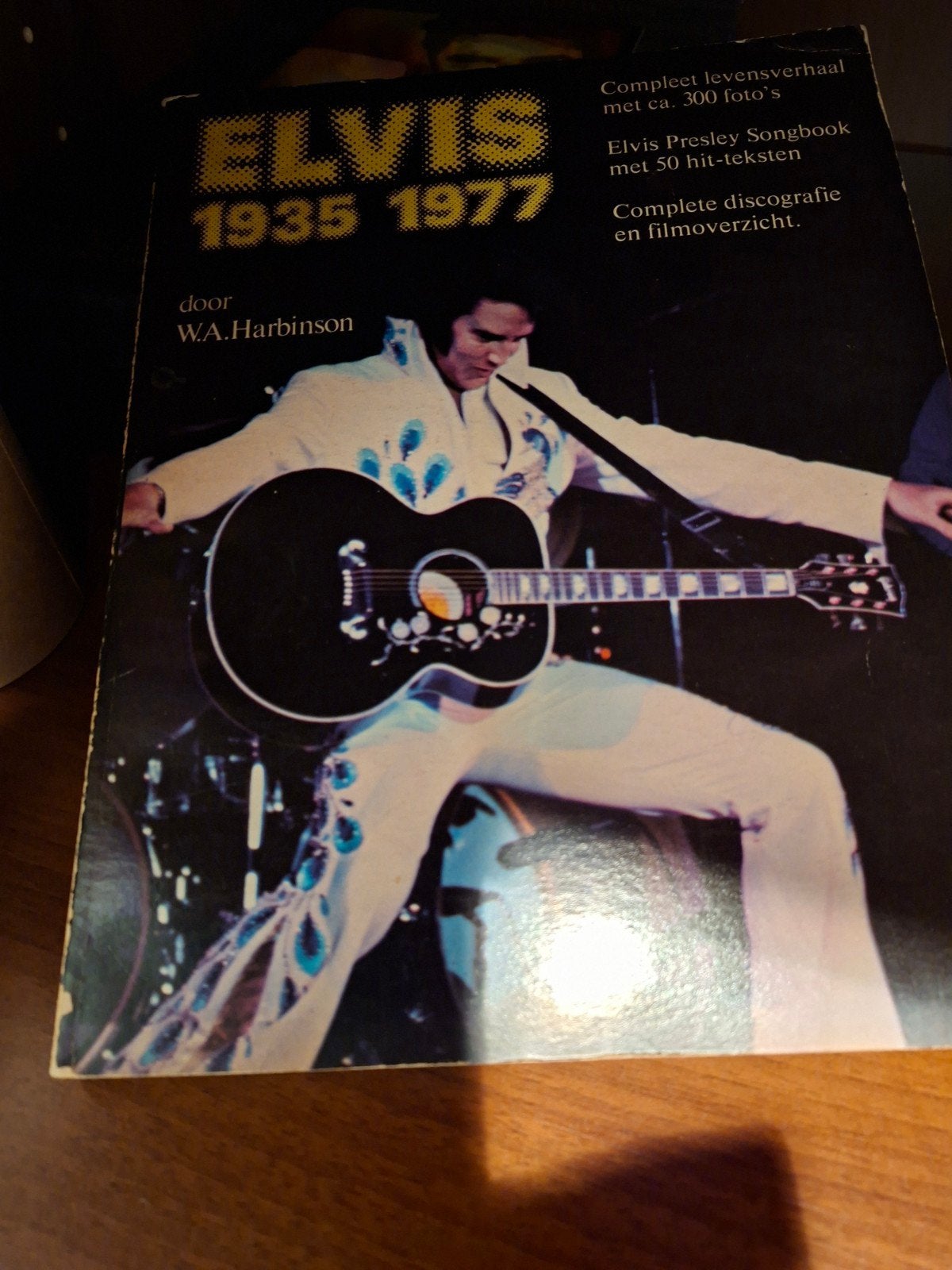 Boek Elvis Presley, Ophalen of Verzenden