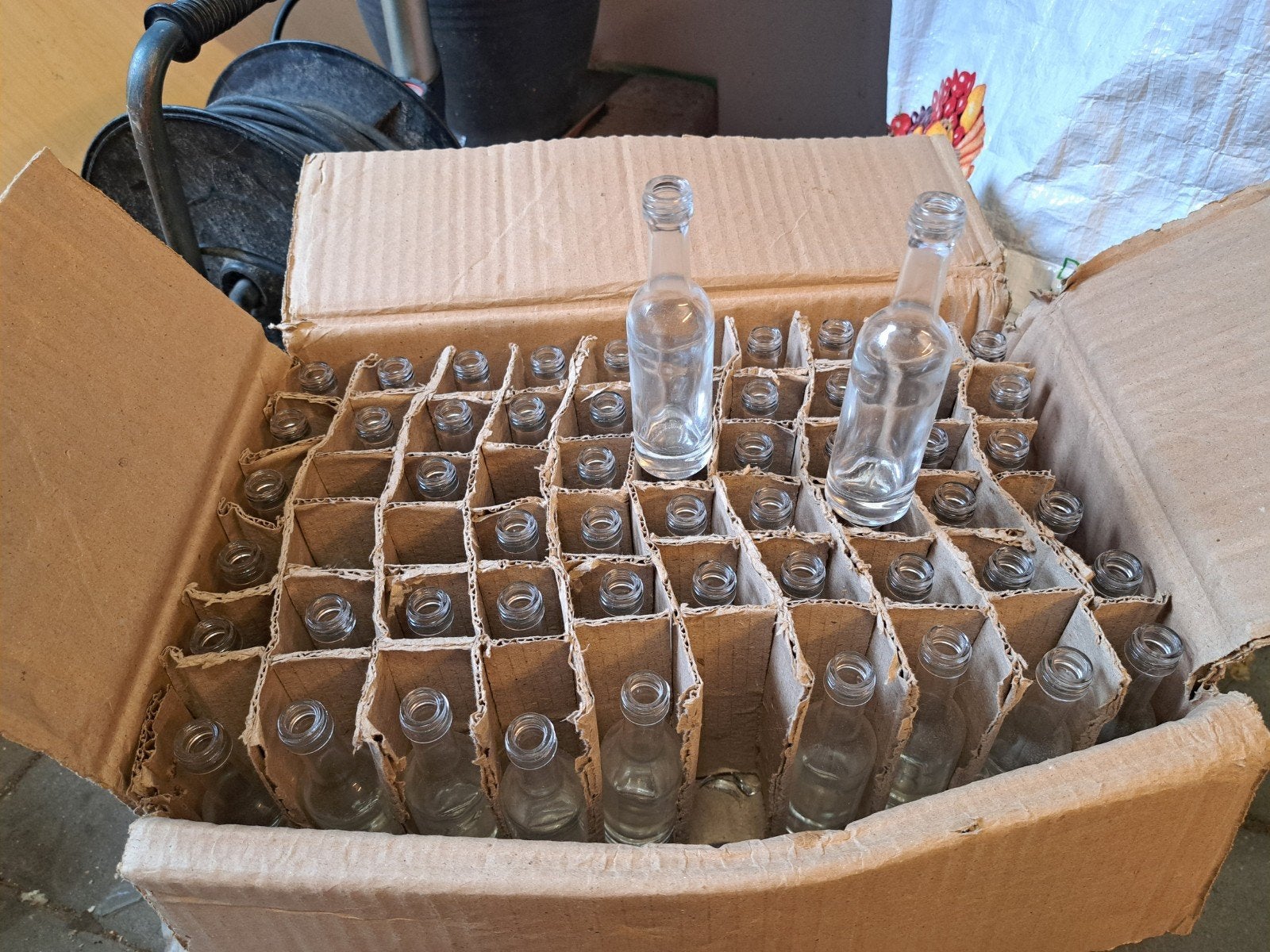 heel veel kleine glazen flesjes., Ophalen of Verzenden, Nieuw