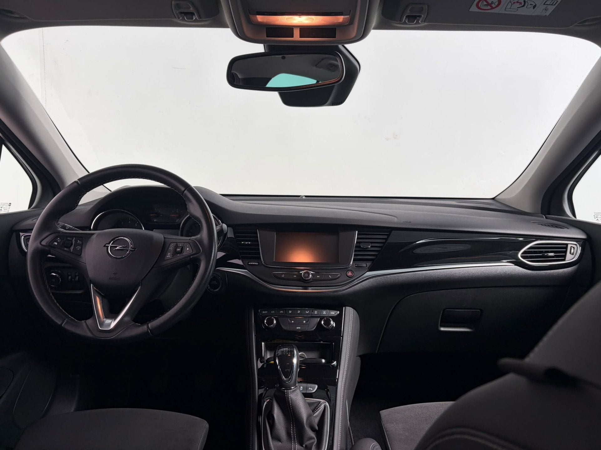 Opel Astra 1.2 Business Elegance. APK 10-2027! (bj 2021), Auto's, Voorwielaandrijving, Gebruikt, Euro 6, 1199 cc
