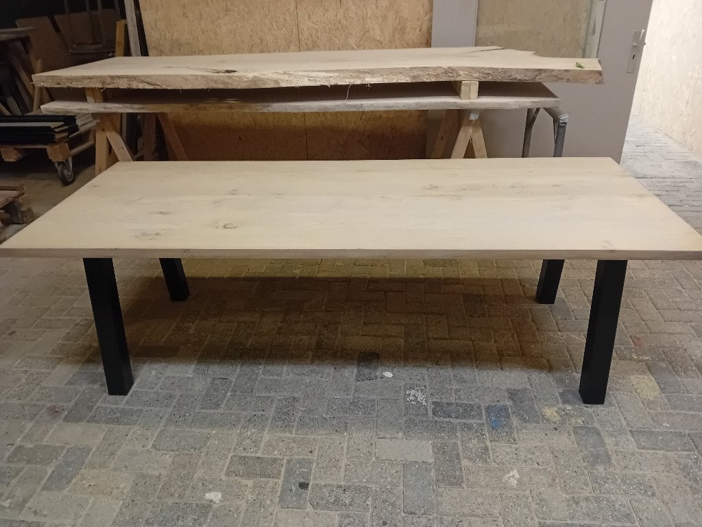 Eiken tafel | Rechthoekig | Rustiek | Direct Leverbaar