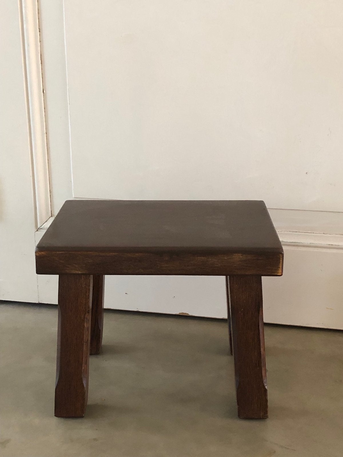 Vintage eiken kruk / bijzettafel, Huis en Inrichting, Krukjes, Ophalen of Verzenden, Gebruikt, Hout