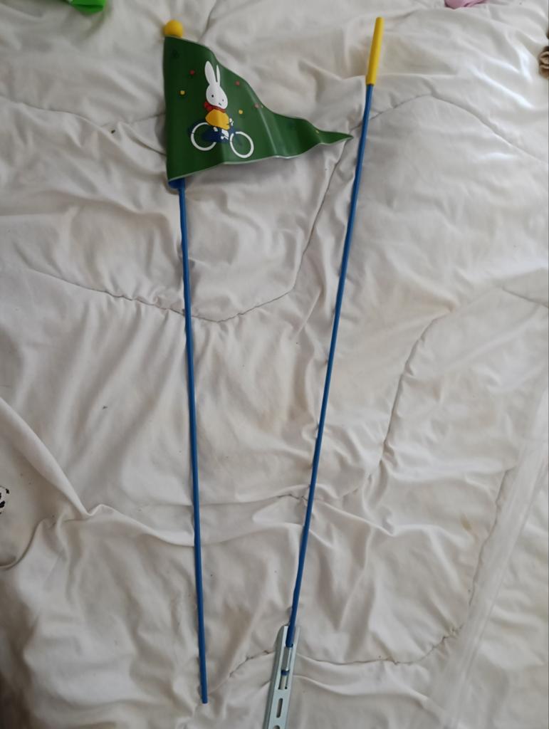 Nijntje vlaggetjes voor achterop de fiets kind, Ophalen, Gebruikt, Nijntje