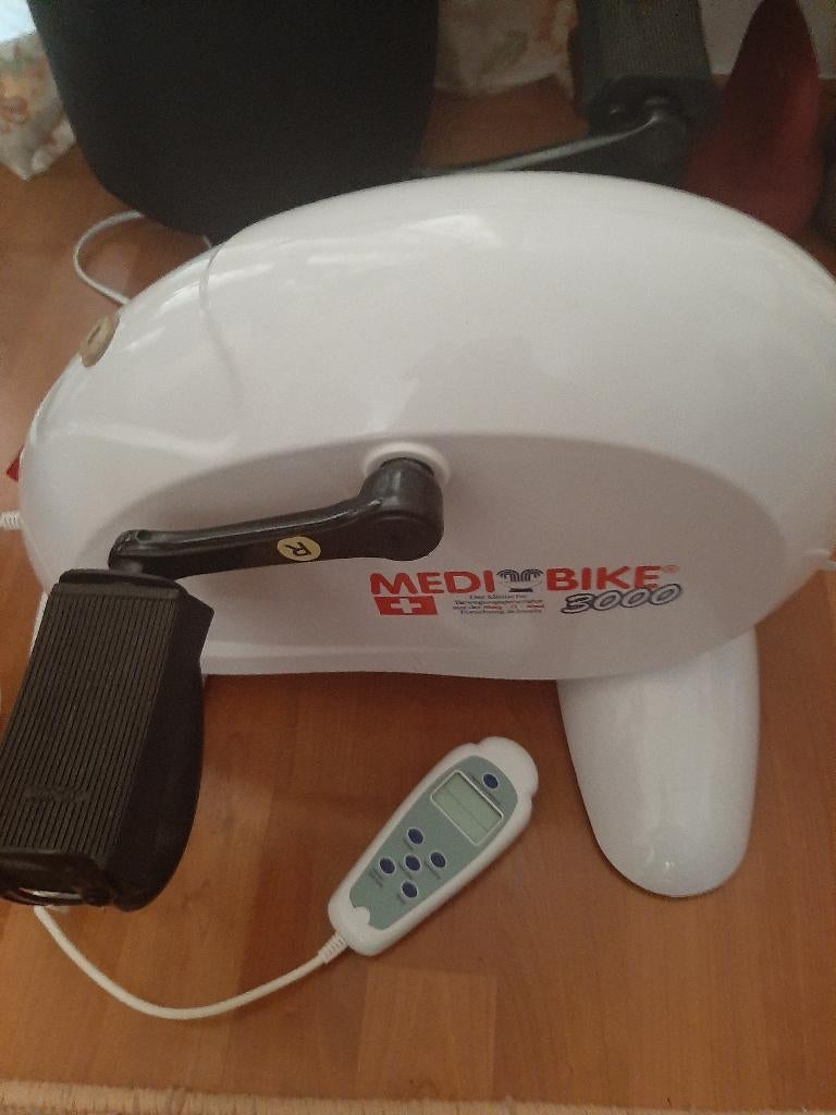 Medi Bike, Overige materialen, Ophalen of Verzenden, Zo goed als nieuw, Hometrainer