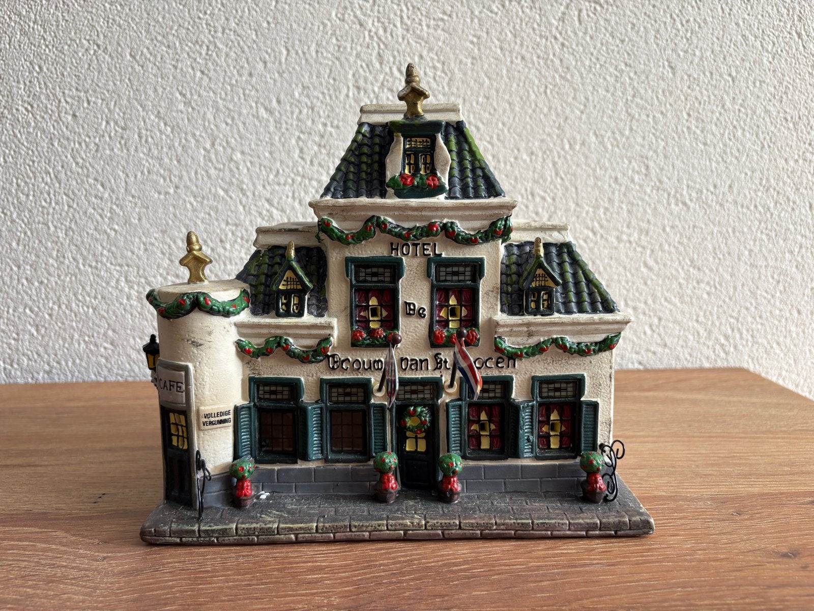 Dickensville collectables & Elfsteden series, Ophalen, Zo goed als nieuw