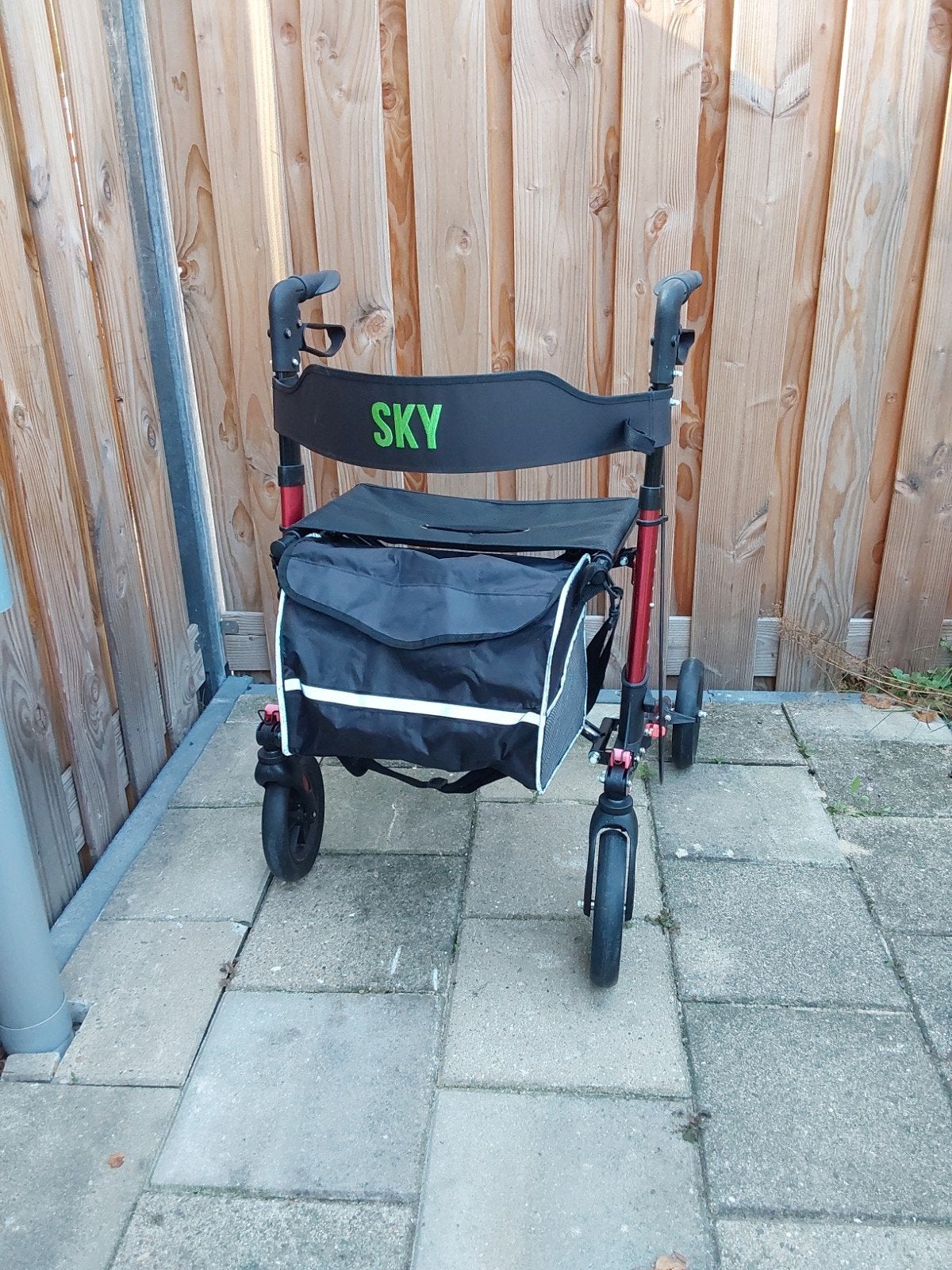 grote rollator, Diversen, Ophalen, Opvouwbaar, Zo goed als nieuw