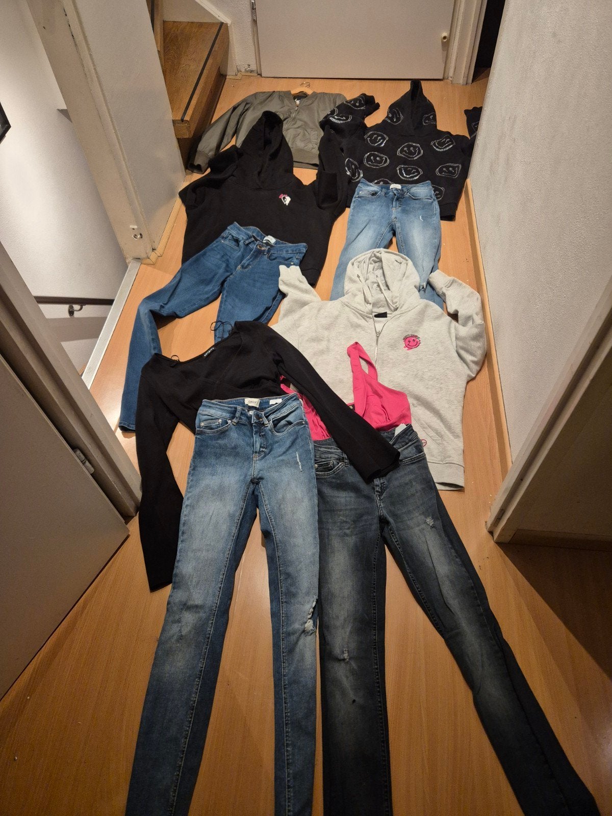 Amy & Ivy Kledingpakket - Hoodies, Bomberjack, Jeans & Top, Ophalen of Verzenden