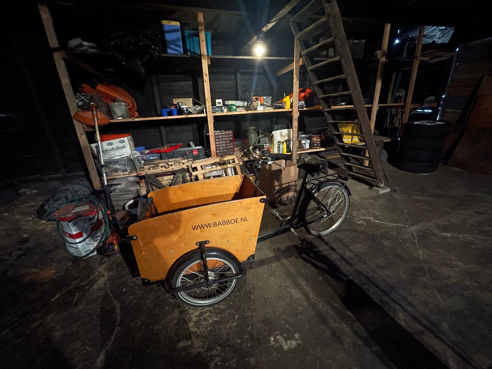 Babboe bakfiets zonder trap ondersteuning, weinig gebruikt, Velgrem, Zo goed als nieuw, 2 kinderen, Ophalen