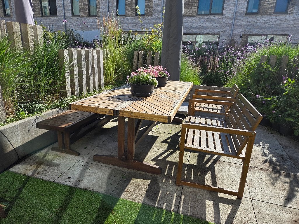 Grote tuinset te koop: tafel, tuinstoel, 2x banken van IKEA, Ophalen, Gebruikt, Bank, 8 zitplaatsen
