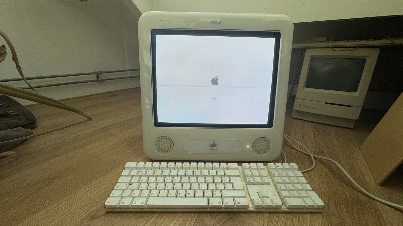 Vintage Apple iMac G3 (Bondi Blue) met toetsenbord, Computers en Software, Apple Desktops, Ophalen, Gebruikt, Minder dan 4 GB