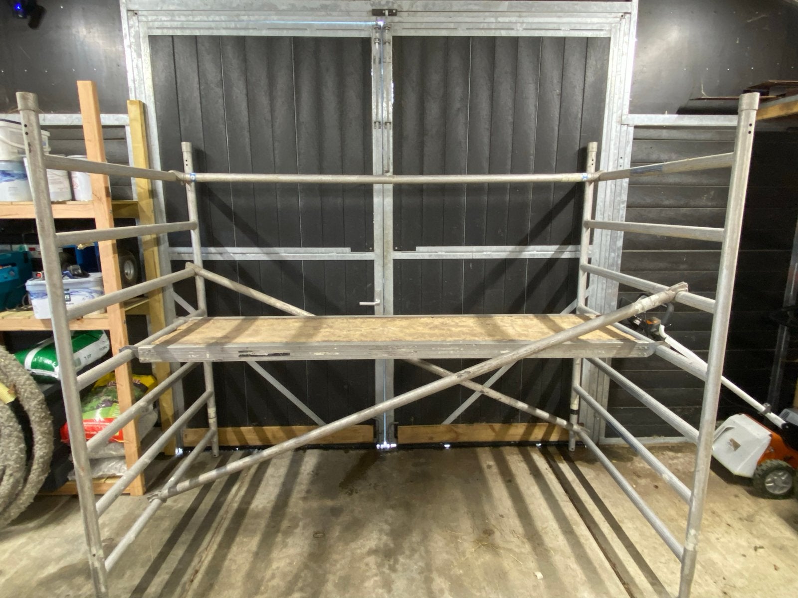 Aluminium Steiger met Loopbrug - Goed Gebruikt, Ophalen, Gebruikt, Rolsteiger of Kamersteiger, 2 tot 5 meter