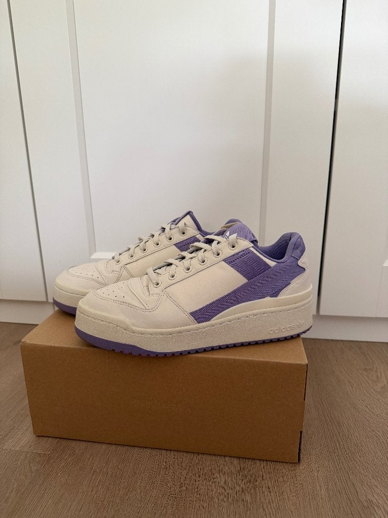 Adidas Forum Bold W Chalk White Magic Lila Maat 40 2/3, Adidas, Beige, Nieuw, Ophalen of Verzenden