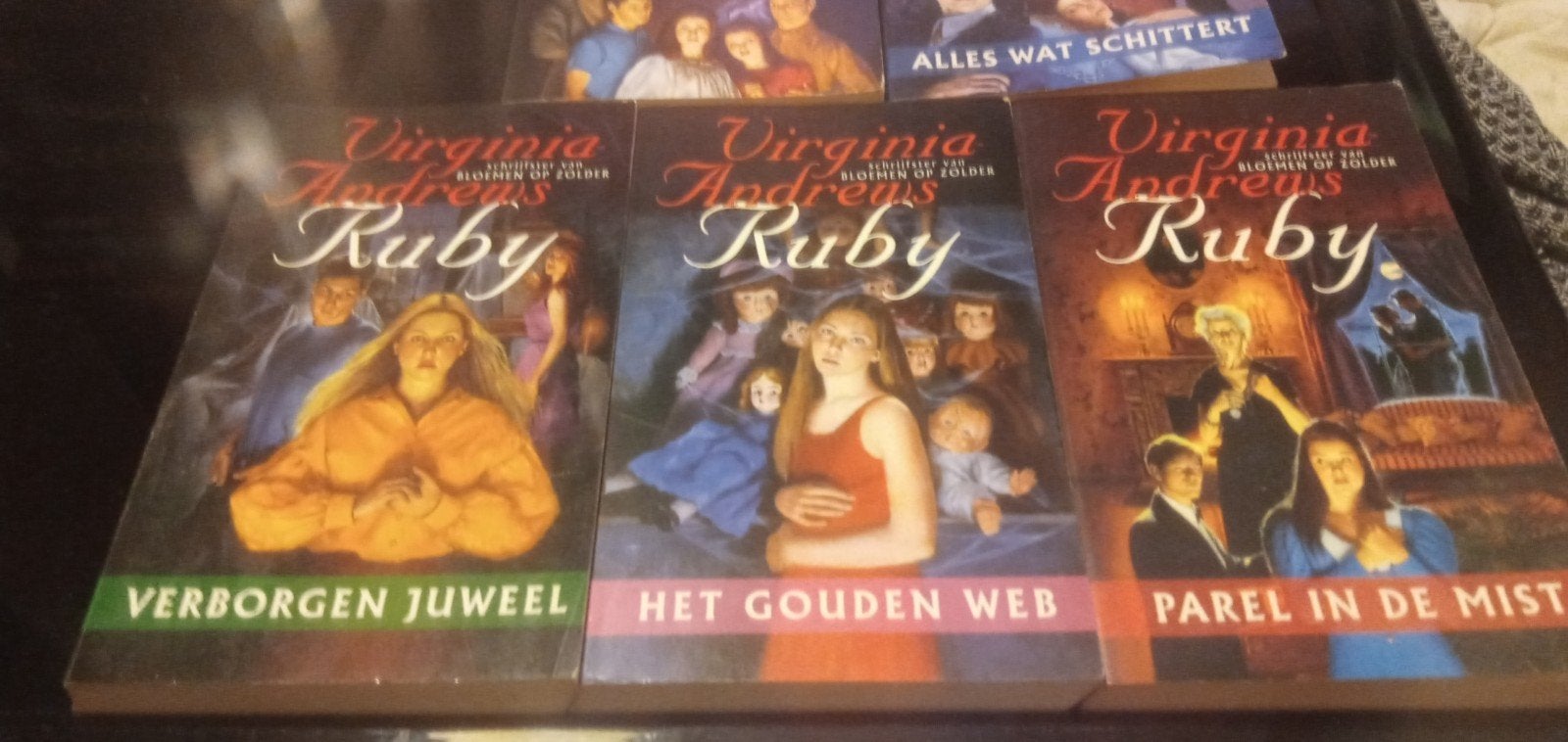 'Rugby", Boeken, Ophalen, Gelezen, Virginia Andrews