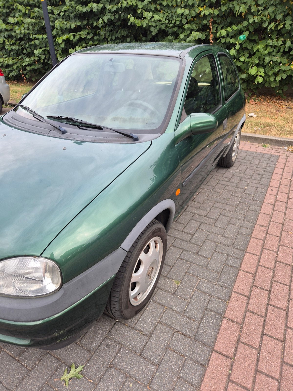 Opel Corsa 1.2 I 16V 3D AUT 2000 Groen, Auto's, 450 kg, 31 €/maand, Origineel Nederlands, Corsa