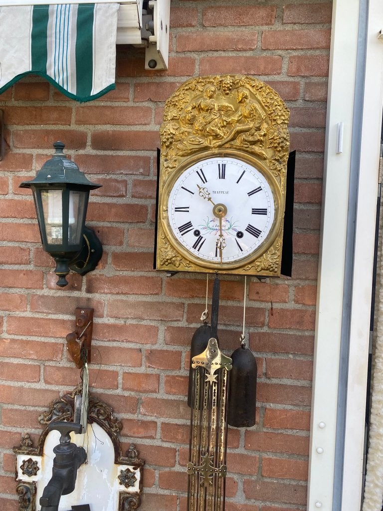 Mooie Comtoise, Ophalen