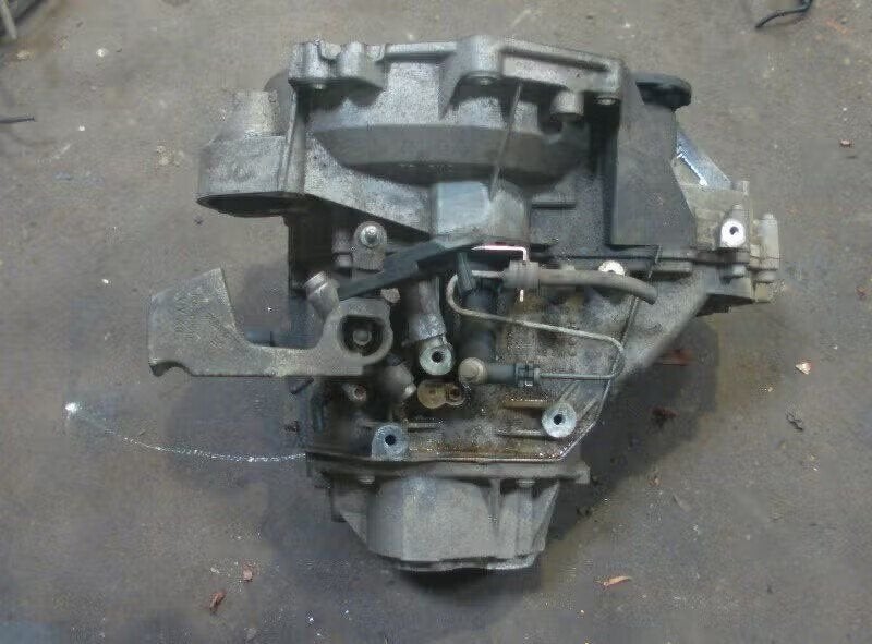 VERSNELLINGSBAK Caddy III (2KA,2KH,2CA,2CH) (LNY), Auto-onderdelen, Gebruikt, Berliner Ring 2 38440 Wolfsburg, DE, Volkswagen