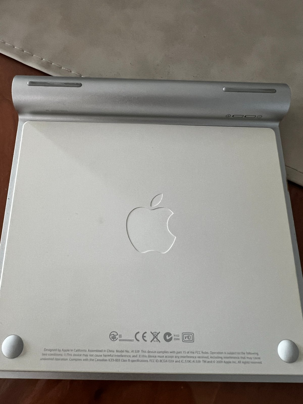 Apple Magic Trackpad A1339 - Draadloos Touchpad, Computers en Software, Muizen, Ophalen of Verzenden, Gebruikt, Draadloos, Trackpad