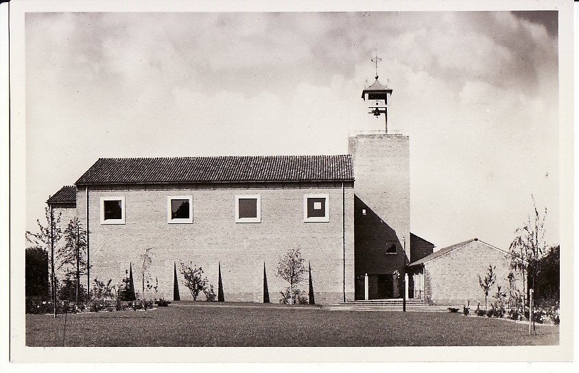 Amersfoort Bergkerk gezien vanaf de Emmalaan 1954., Ophalen, 1940 tot 1960, Ongelopen, Utrecht