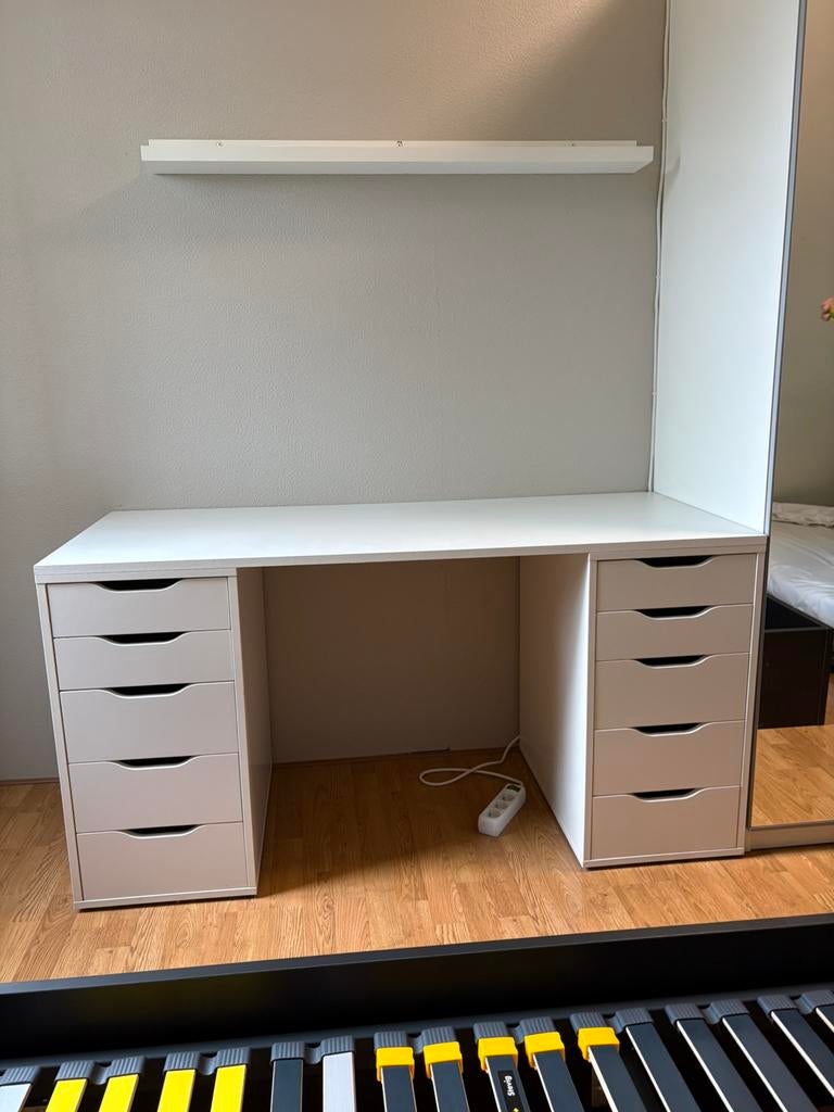 Ikea bureau 2 kastjes met blad, Huis en Inrichting, Bureaus, Ophalen, Zo goed als nieuw