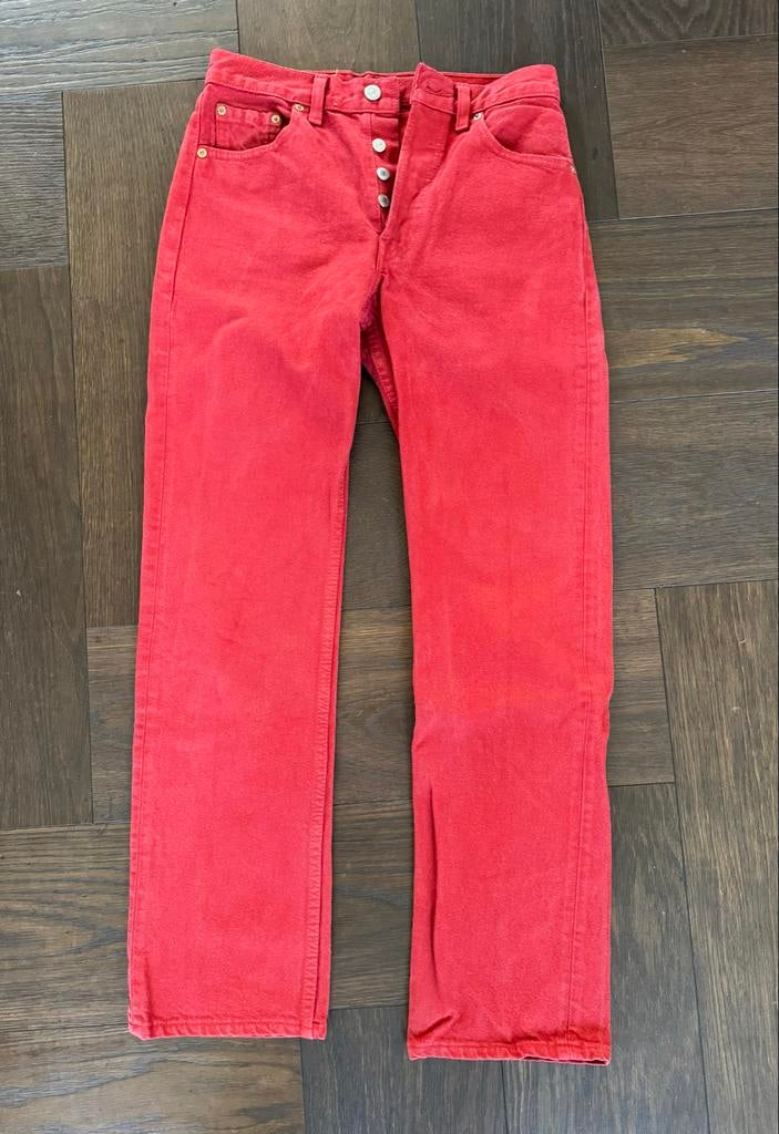 Levi's 501 Jeans - Rood - Maat W27 L30, Kleding | Dames, Spijkerbroeken en Jeans, Ophalen of Verzenden, Zo goed als nieuw, Overige kleuren