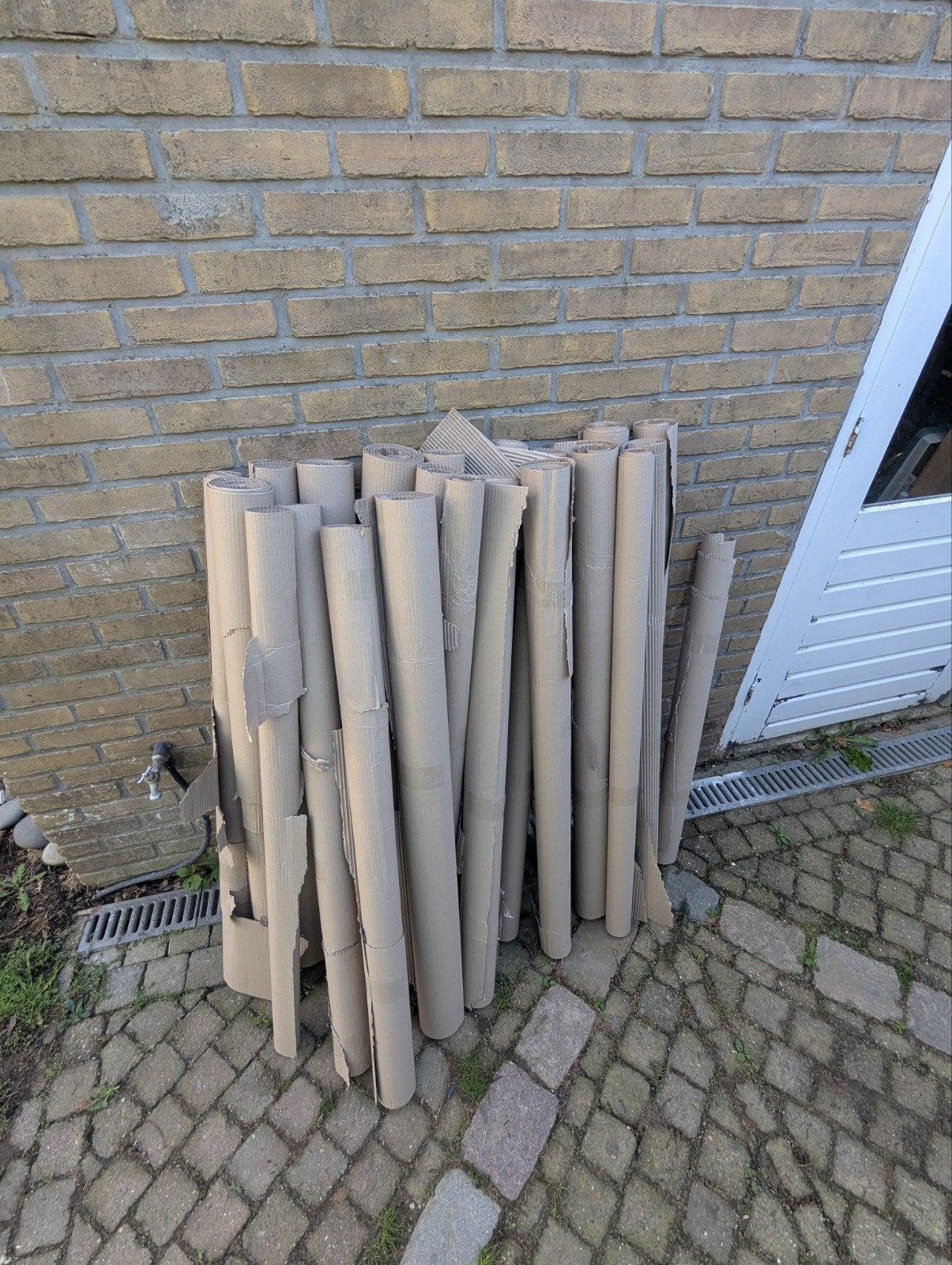 Grote hoeveelheid inpak karton voor verhuizing, Ophalen, Gebruikt, 100 cm of meer, 60 cm of meer
