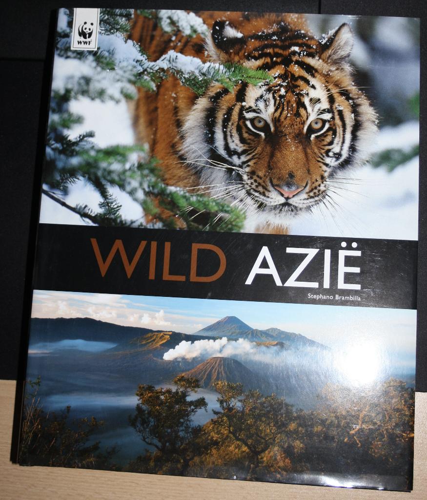 wwf wild azie, Boeken, Natuur, Ophalen of Verzenden, Nieuw, Natuur algemeen