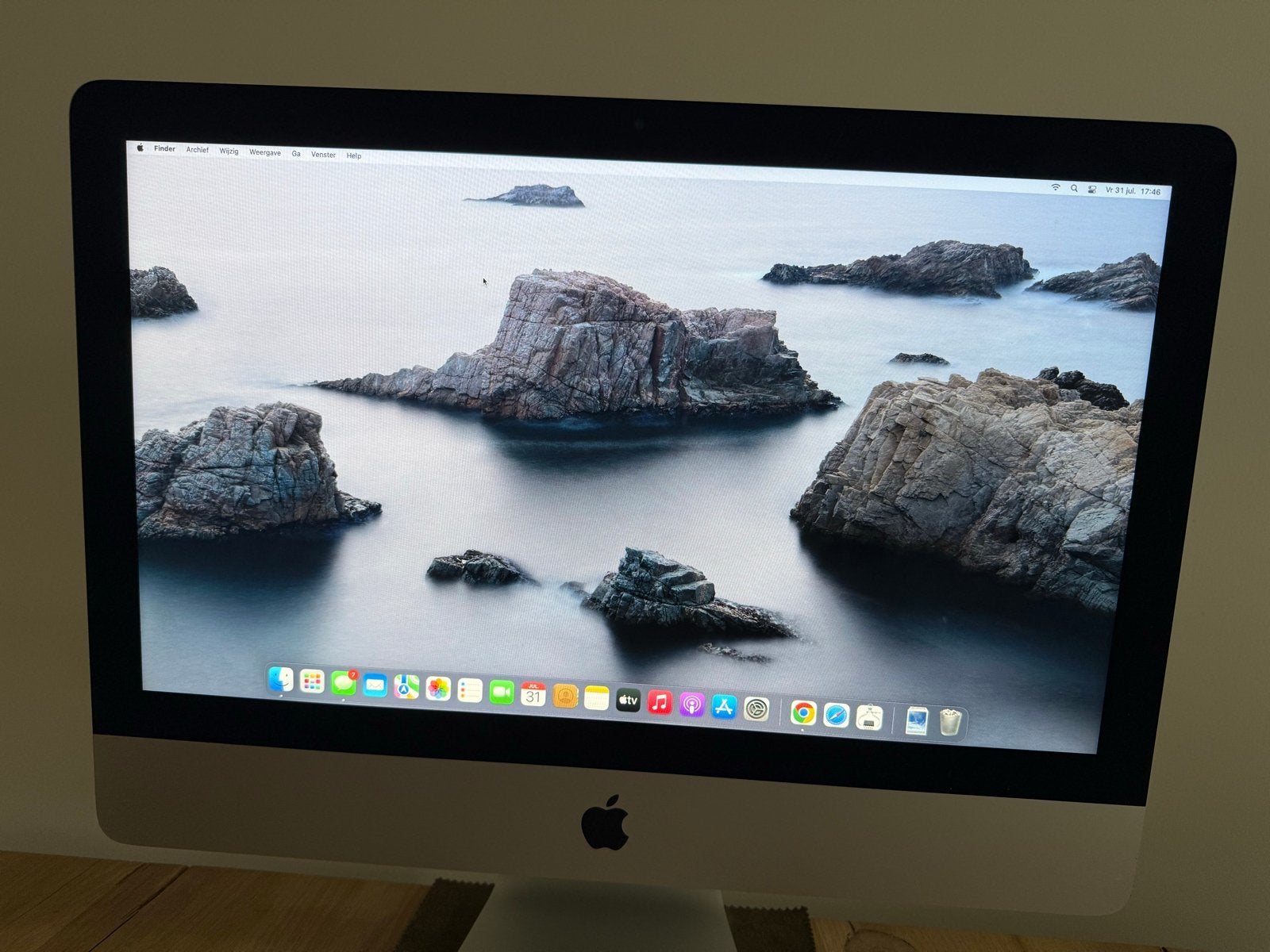 iMac 21.5-inch Late 2015 - Schone installatie macOS Monterey, Computers en Software, Apple Desktops, Ophalen, Gebruikt, 2 tot 3 Ghz
