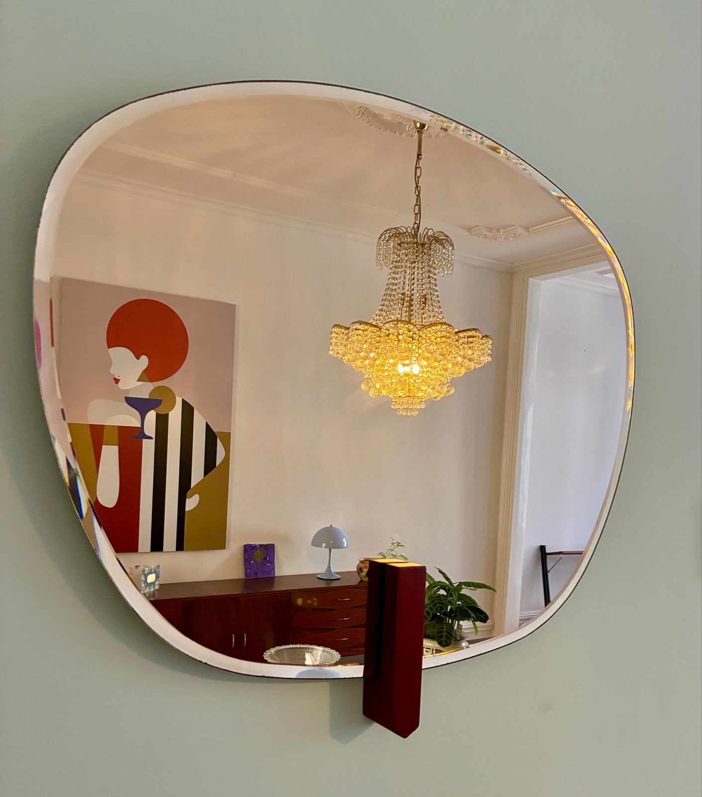 Bolia organische wandspiegel facetgeslepen roze glas, Ophalen, Zo goed als nieuw, Minder dan 100 cm, Overige vormen