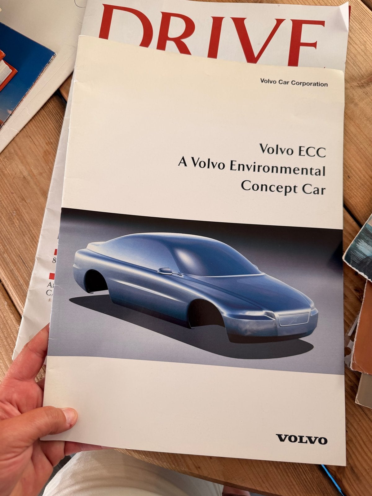 Diverse Volvo en Vauxhall brochures en magazines, Ophalen of Verzenden, Gelezen, Volvo
