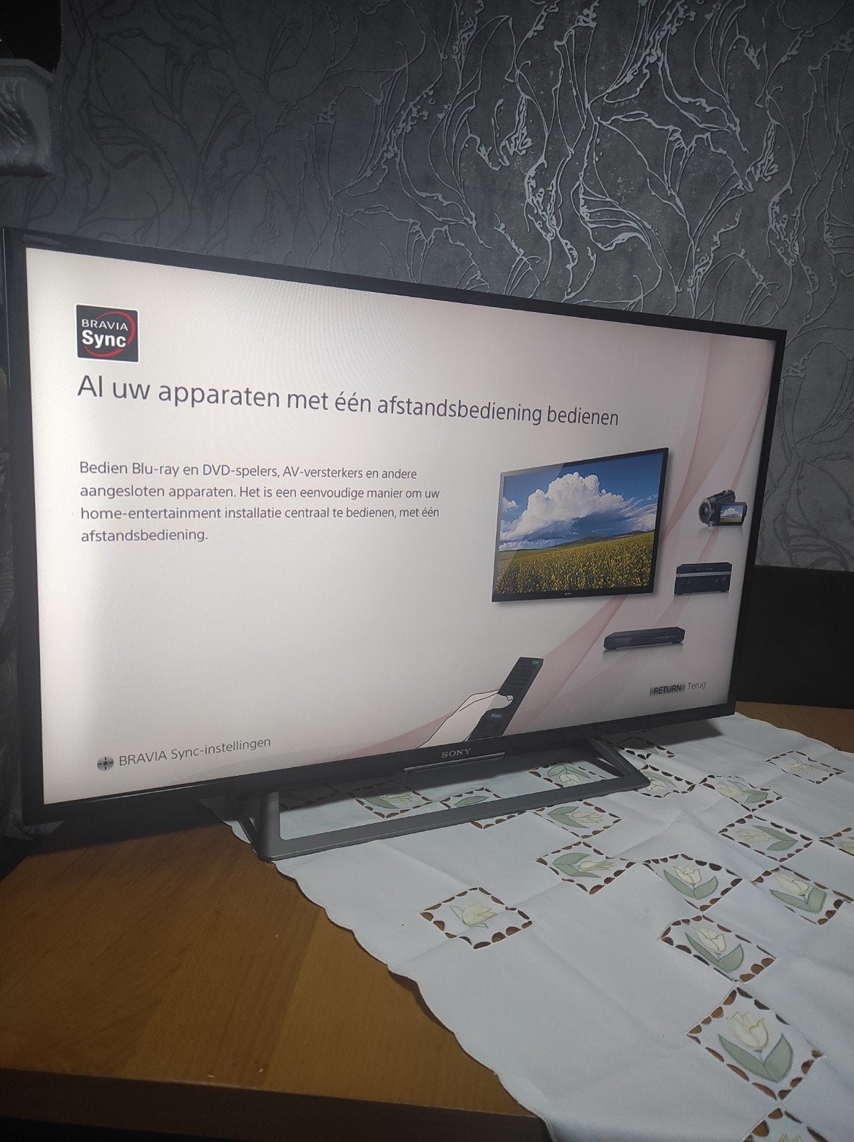 Sony smart tv 135cm, Ophalen of Verzenden, Zo goed als nieuw, 100 cm of meer, Sony