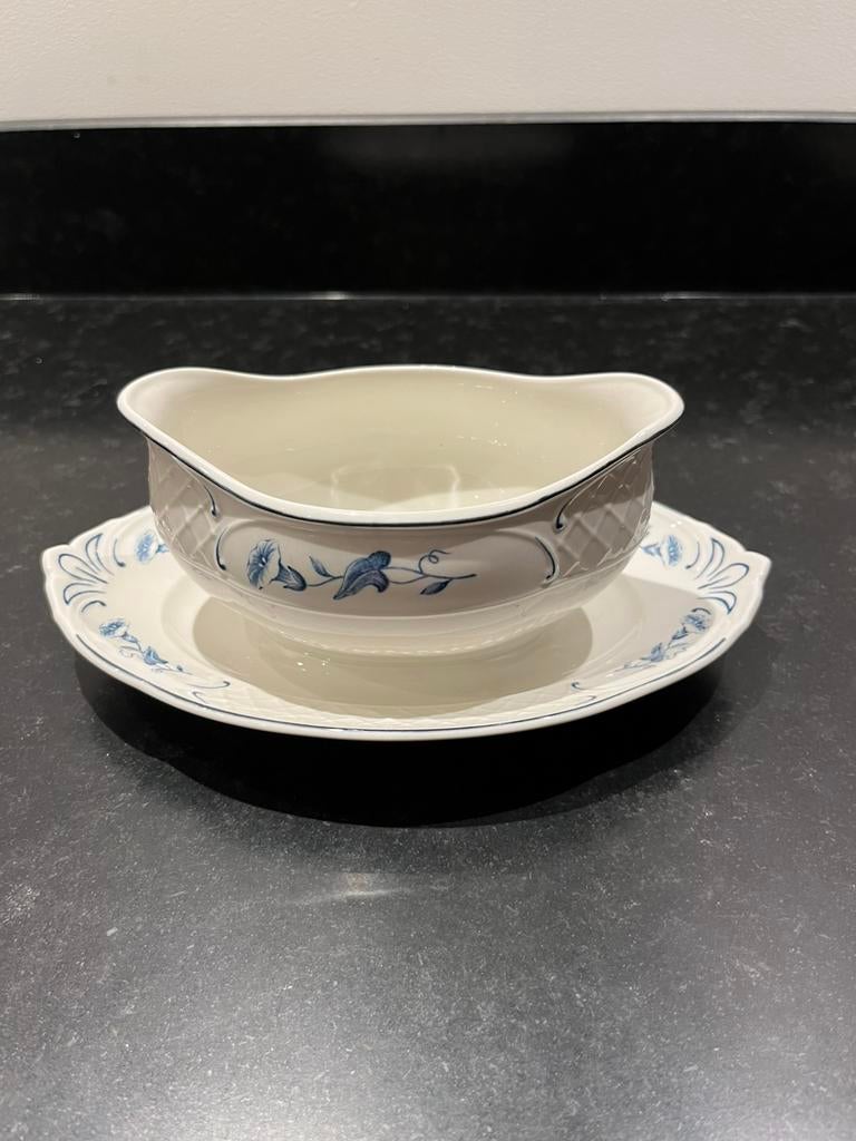 Villeroy en Boch sauskom ( val bleu) op voet, Ophalen