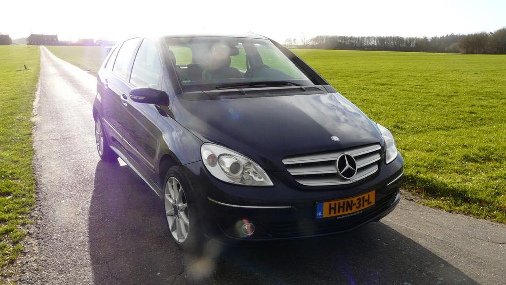 Mercedes-Benz B-klasse 200 MERCEDES-BENZ B-KLASSE Sports Tou, 136 pk, Gebruikt, 4 cilinders, Blauw