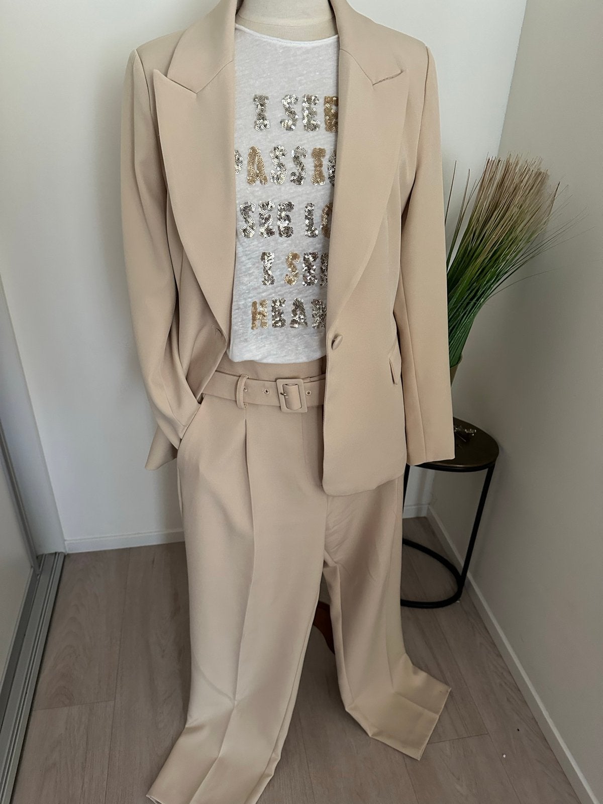Attentif Paris Kostuum/Pak - Beige - Maat 42 (L), Kleding | Dames, Kostuum of Pak, Beige, Maat 42/44 (L), Nieuw