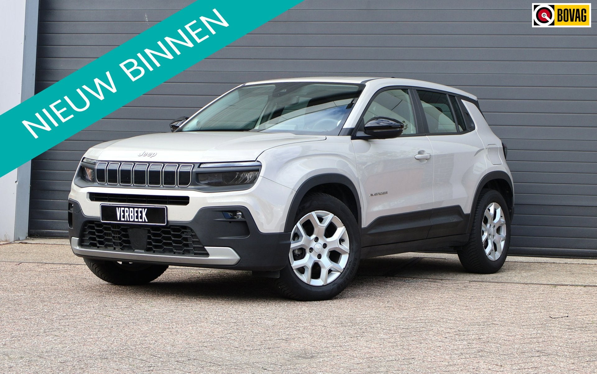 Jeep Avenger 1.2 Longitude Led/Navi/Camera/Cruise/JBL/Carpla, Voorwielaandrijving, Dealer onderhouden, Gebruikt, Zwart