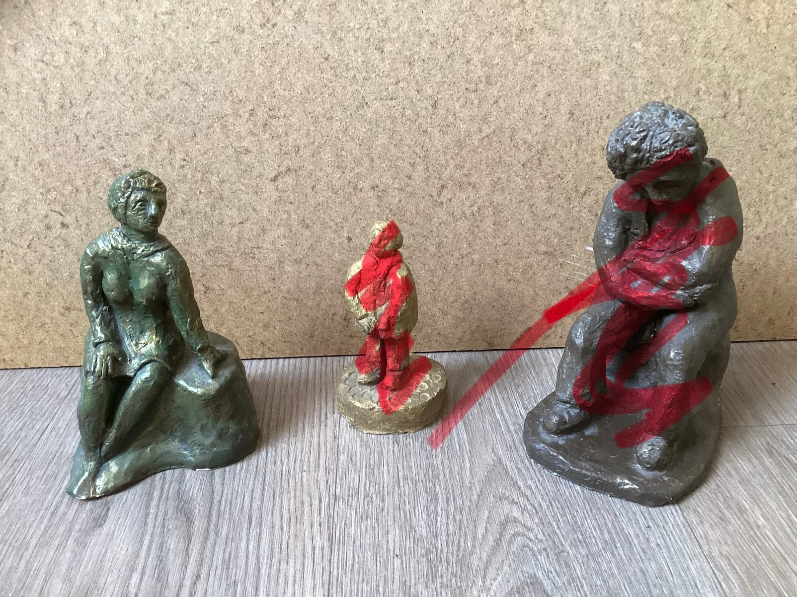 Vrouw zittend van Keramiek, Antiek en Kunst, Ophalen