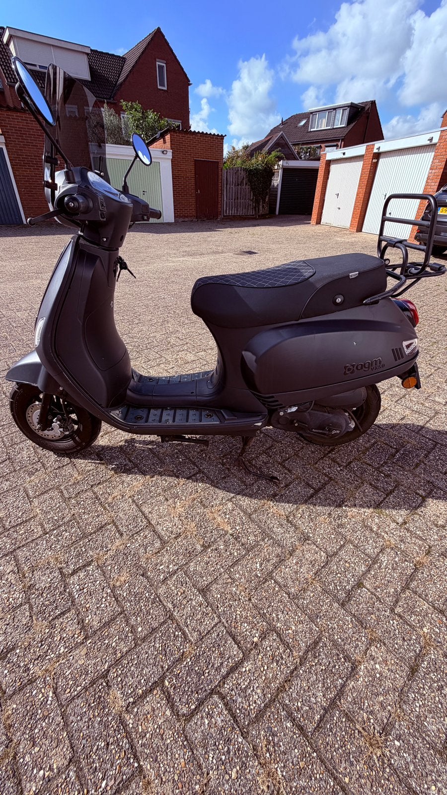 AGM VX50 - bj 2020 - 9470km - matzwart, Benzine, Ophalen, Overige merken