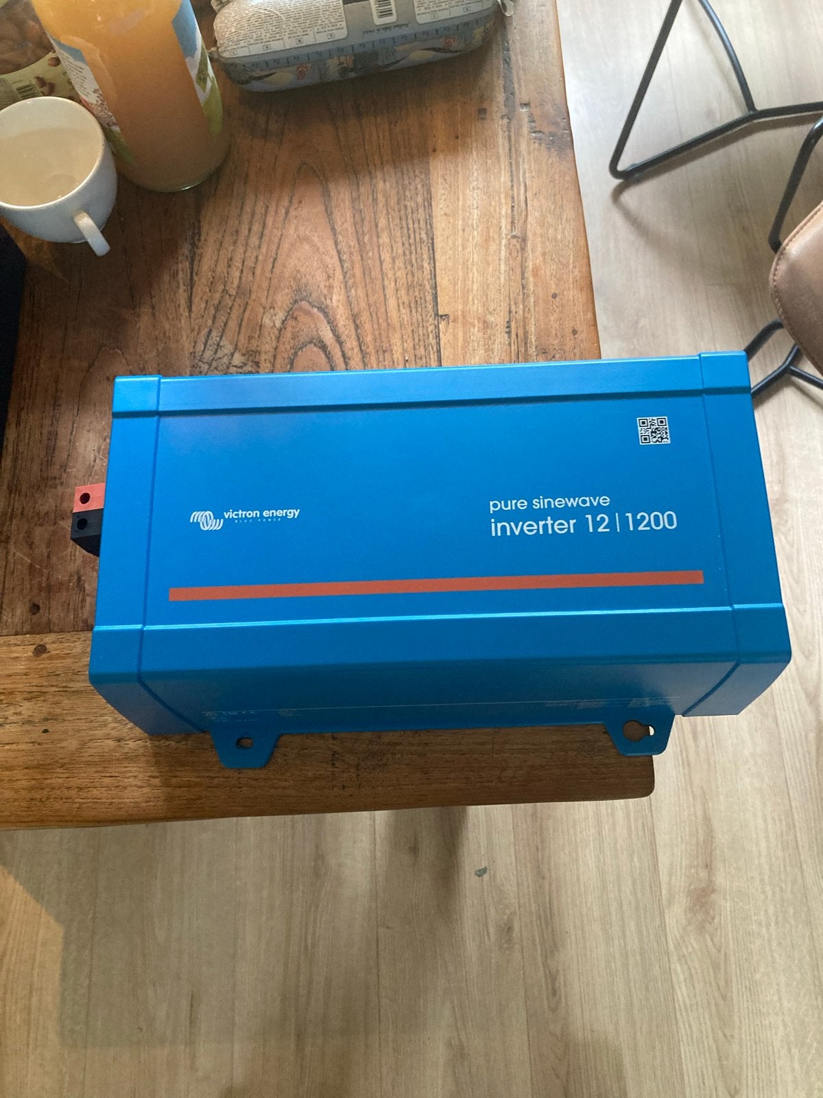 Victron Pure Sinus Omvormer 12V-220V Camper/Boot, Ophalen of Verzenden, Zo goed als nieuw