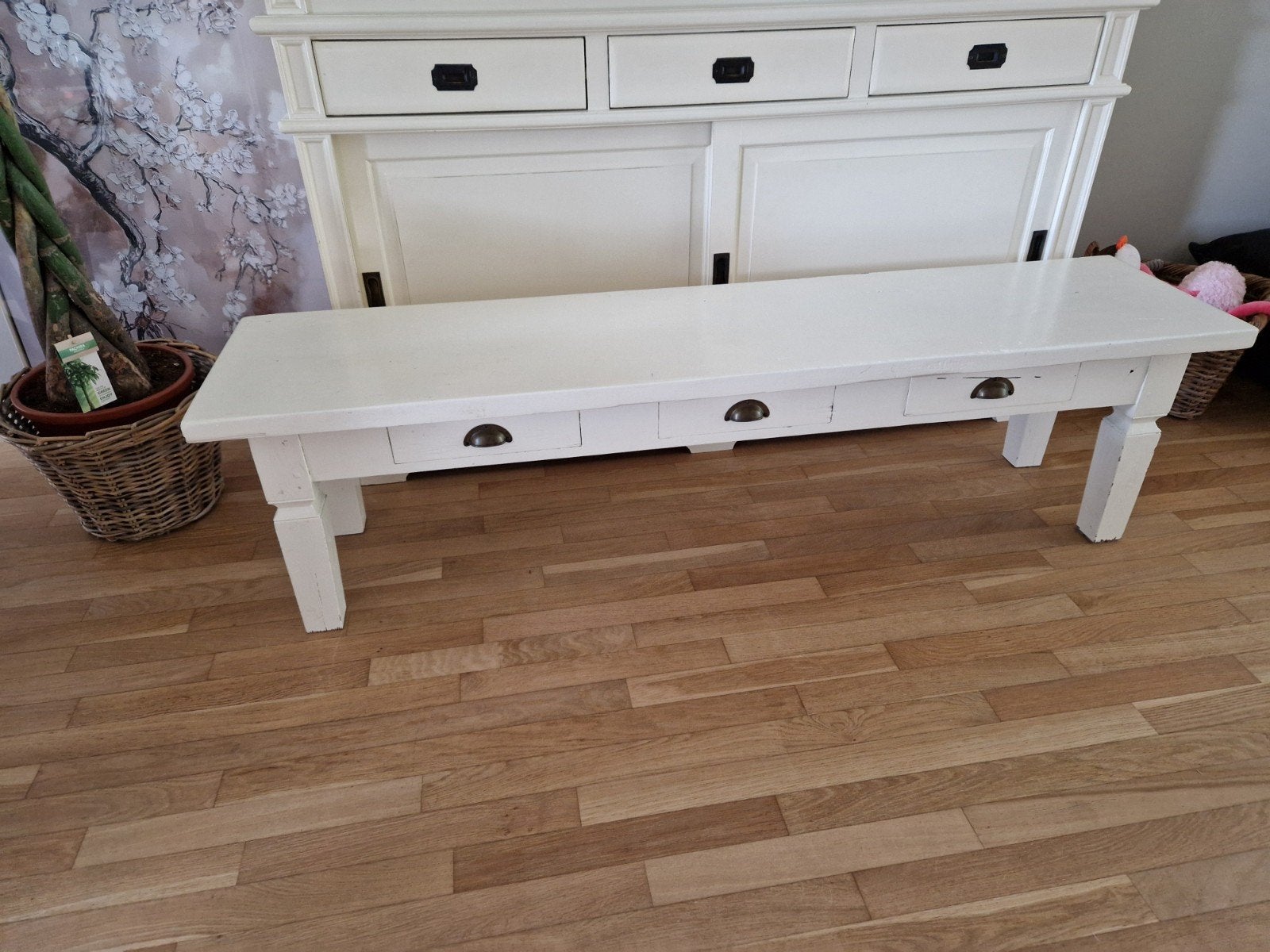 Teak TV meubel/bankje - Donkerbruin teak, crème geschilderd, Huis en Inrichting, Ophalen of Verzenden