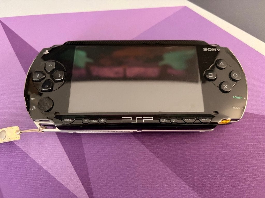 Sony PSP 1000 Japanese Model, Spelcomputers en Games, Ophalen of Verzenden, Zo goed als nieuw, Zwart, PSP